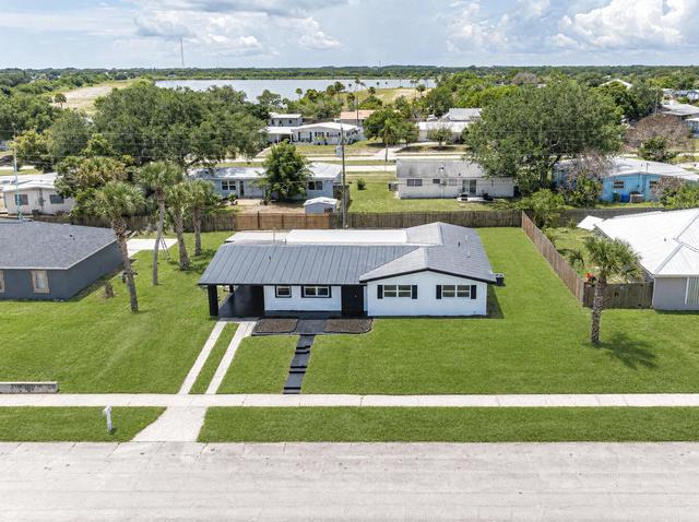 375 Manly Ave, Sebastian, FL 32958