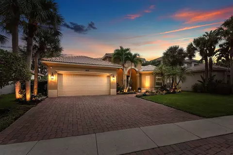 1853 Palisades Dr, West Palm Beach, FL 33411