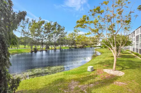 2157 Cambridge G #2157, Deerfield Beach, FL 33442