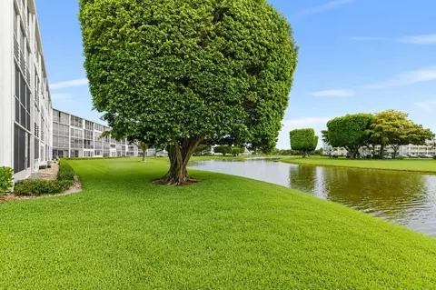 Exterior - 1069 Cornwall D, Boca Raton, FL 33434 photo 3 of 10
