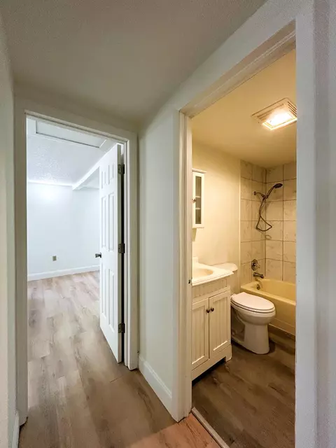 Entry Way - 2024 Dixie Ave, Eustis, FL 32726 photo 1 of 1