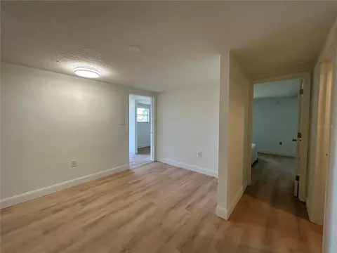 Living - 2024 Dixie Ave, Eustis, FL 32726 photo 4 of 4