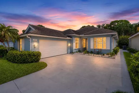 244 NW Bentley Cir, Port Saint Lucie, FL 34986