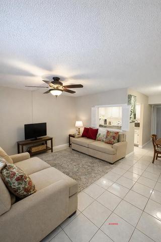 7 Lyndhurst A, Deerfield Beach, FL 33442