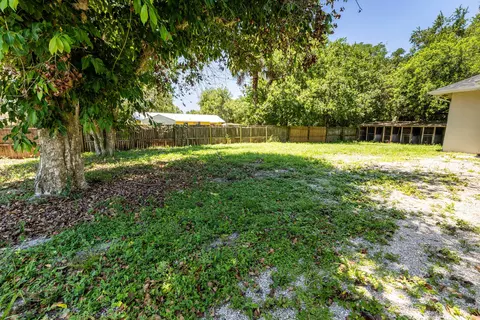 2306 NW 4th St, Okeechobee, FL 34972 photo 6
