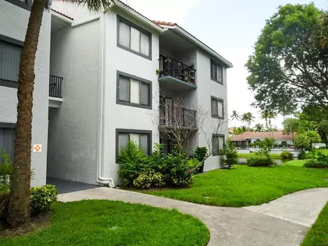 9122 W Atlantic Blvd #713, Coral Springs, FL 33071