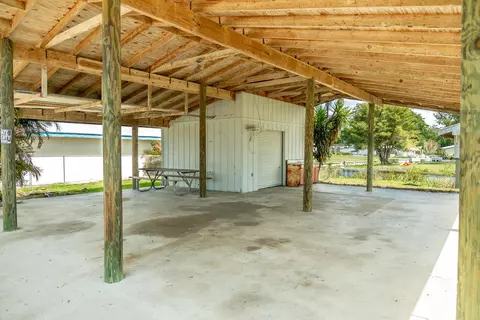 Exterior - 3122 SE 34th Ave, Okeechobee, FL 34974 photo 7 of 16