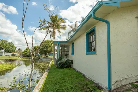 Exterior - 3122 SE 34th Ave, Okeechobee, FL 34974 photo 12 of 16