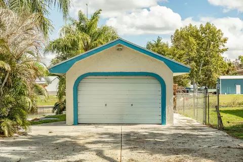 Exterior - 3122 SE 34th Ave, Okeechobee, FL 34974 photo 3 of 16