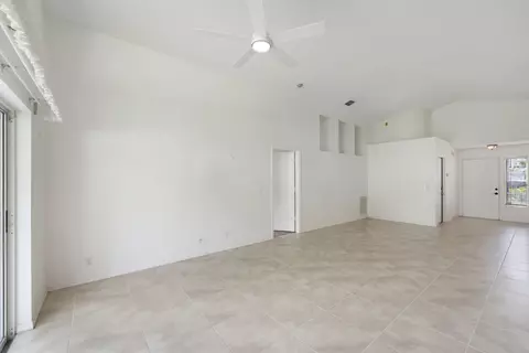 Living - 165 St Michaels Ct, Jupiter, FL 33458 photo 4 of 4