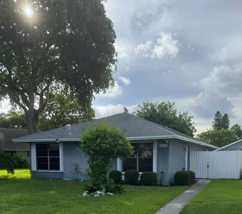 1470 Summit Run Cir, West Palm Beach, FL 33415
