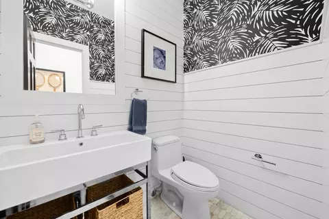 Bath - 8165 NW 47th Dr, Coral Springs, FL 33067 photo 6 of 6