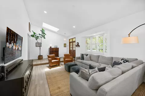 Living - 8165 NW 47th Dr, Coral Springs, FL 33067 photo 2 of 3