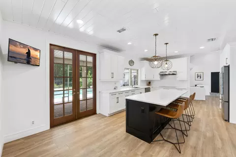 Kitchen - 8165 NW 47th Dr, Coral Springs, FL 33067 photo 4 of 6