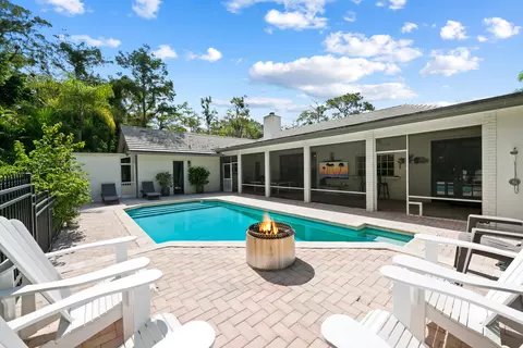 Exterior - 8165 NW 47th Dr, Coral Springs, FL 33067 photo 4 of 15