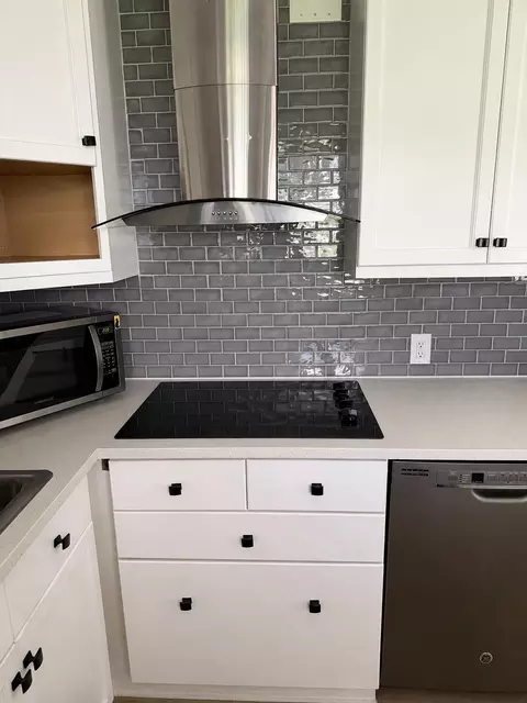Kitchen - 256 Preston G, Boca Raton, FL 33434 photo 4 of 5