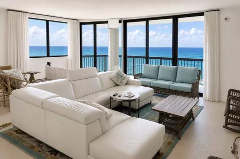 5380 N Ocean Dr #4E, Singer Island, FL 33404