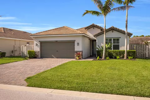 2384 SW Strawberry Ter, Palm City, FL 34990
