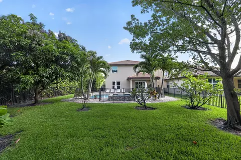 Exterior - 7050 Limestone Cay Rd, Jupiter, FL 33458 photo 4 of 5