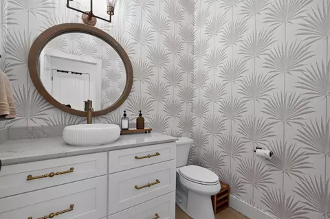 Bath - 7050 Limestone Cay Rd, Jupiter, FL 33458 photo 1 of 6