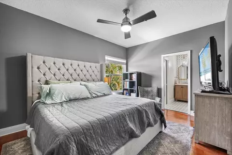 Bedroom - 464 Oriole Ln, Jupiter, FL 33458 photo 4 of 6