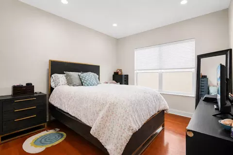 Bedroom - 464 Oriole Ln, Jupiter, FL 33458 photo 5 of 6