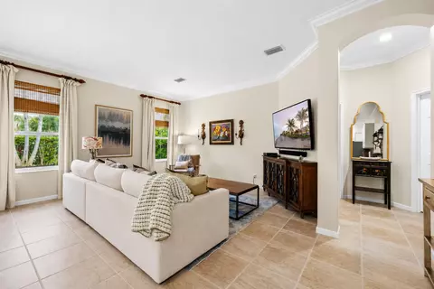 Other - 464 Oriole Ln, Jupiter, FL 33458 photo 3 of 9