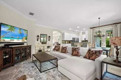 Living - 464 Oriole Ln, Jupiter, FL 33458 photo 2 of 2