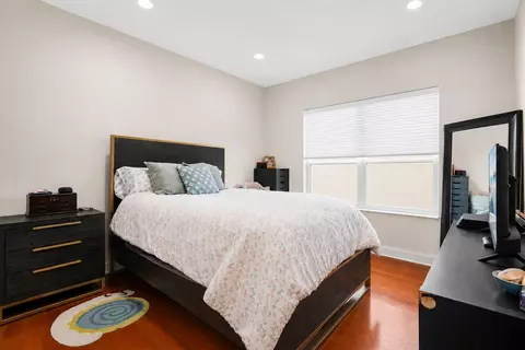 Bedroom - 464 Oriole Ln, Jupiter, FL 33458 photo 5 of 6