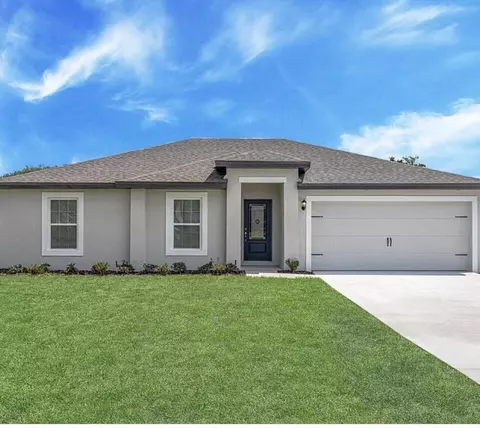 920 SW Castaneda Ln, Port Saint Lucie, FL 34953