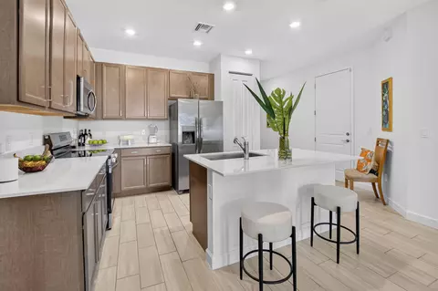 Kitchen - 13809 Hero Path, Delray Beach, FL 33484 photo 5 of 7
