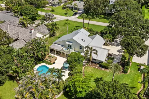 View/Area - 19646 Red Maple Ln, Jupiter, FL 33458 photo 2 of 3