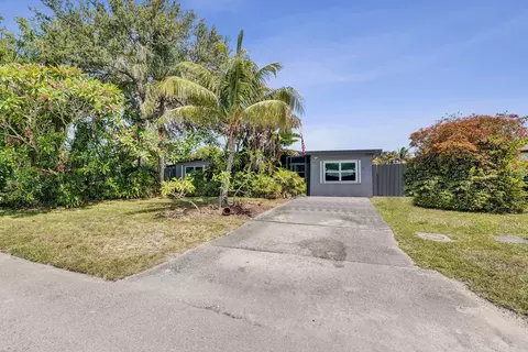 2740 SW 46th Ct, Fort Lauderdale, FL 33312