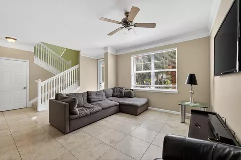 156 Aragon Way, Jupiter, FL 33458 photo 5