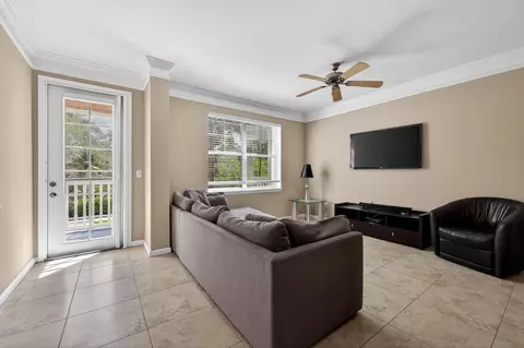 156 Aragon Way, Jupiter, FL 33458 photo 6