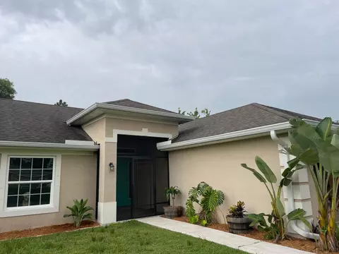 150 SW De Gouvea Ter, Port Saint Lucie, FL 34984
