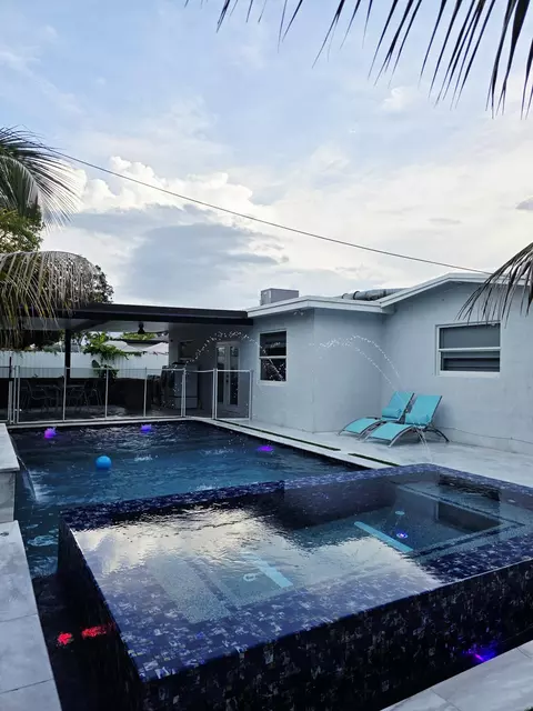 1902 Baythorne Rd, West Palm Beach, FL 33415