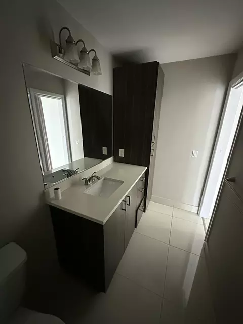 Bath - 1480 E Sample Rd #207, Pompano Beach, FL 33064 photo 2 of 2