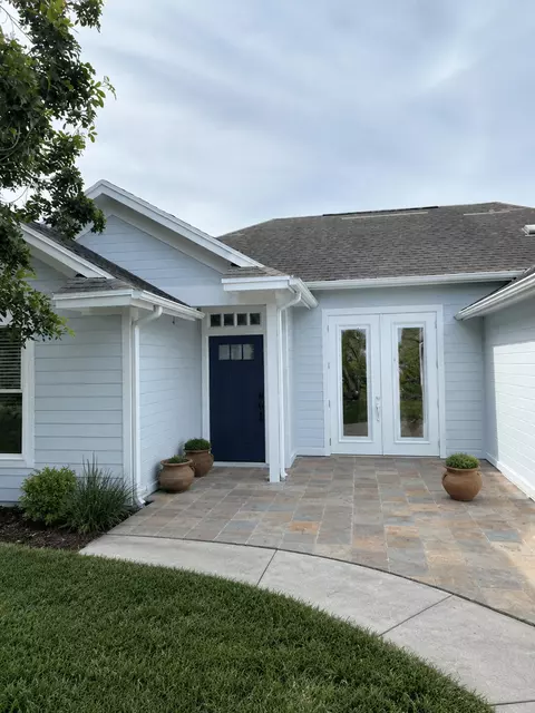 533 NW Avon Ave, Port Saint Lucie, FL 34983
