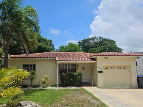 2538 Fillmore St, Hollywood, FL 33020