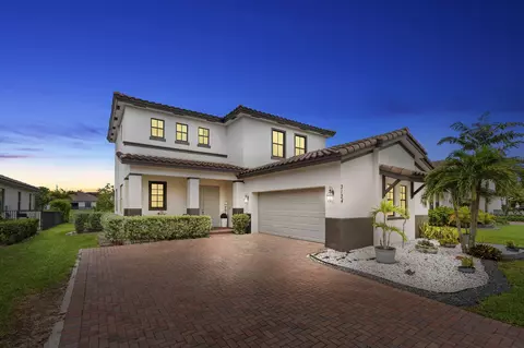 3124 Streng Ln, Royal Palm Beach, FL 33411
