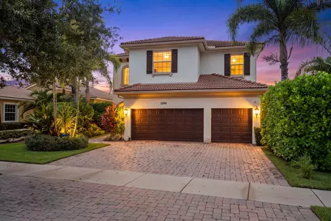 12140 Aviles Cir, Palm Beach Gardens, FL 33418
