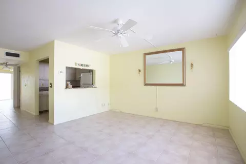 3160 Lake Osborne Dr #108, Lake Worth Beach, FL 33461