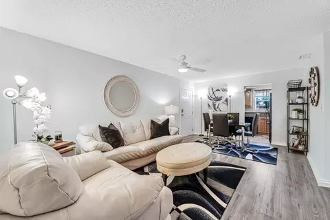 216 Lake Dora Dr, West Palm Beach, FL 33411