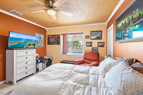 Bedroom - 1005 Mohawk St, Jupiter, FL 33458 photo 3 of 4