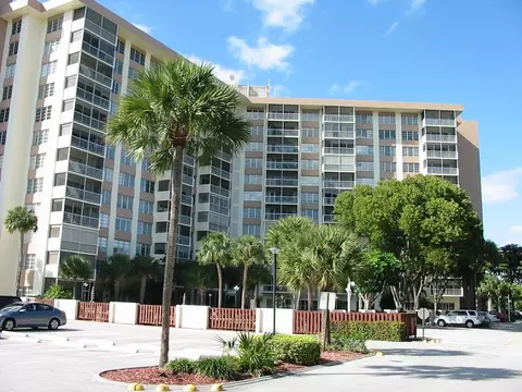 10777 W Sample Rd #1104, Coral Springs, FL 33065