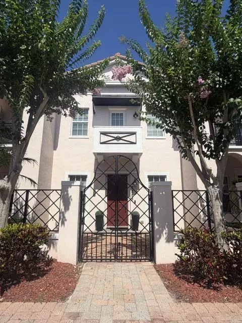 8288 NW 9th Ave, Boca Raton, FL 33487