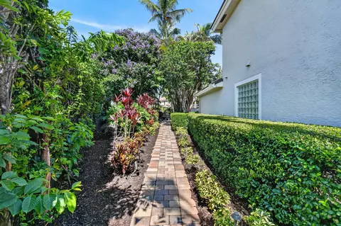 276 Swan Ln, Jupiter, FL 33458 photo 59