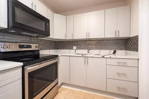 1310 NW 43rd Ave #309, Lauderhill, FL 33313