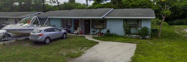 808 N Lake Dr, Fort Pierce, FL 34982